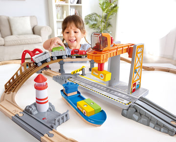 Hape Lift and Load Harbor Set