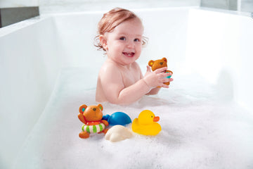 Hape Teddy and Friends Bath Squirts make bath time more fine for babies The Toy Wagon