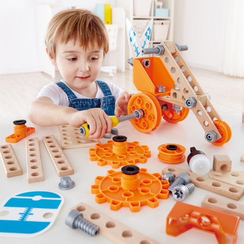 Hape Junior Inventor Deluxe Experiment Kit STEAM educational construction toys The Toy Wagon
