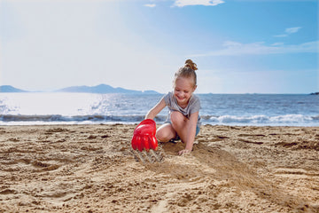 Hape Power Paw,Red perfect for the sand or backyard play with quality outdoor toys The Toy Wagon