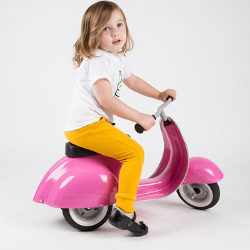 Ambosstoys Primo ride-on Scooter Pink