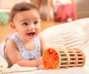 B. A-MAZE Rain Rush Wooden Rolling Bead Maze