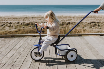 Tri-ang 2.0 Tuff Trike w Push Bar - Blue