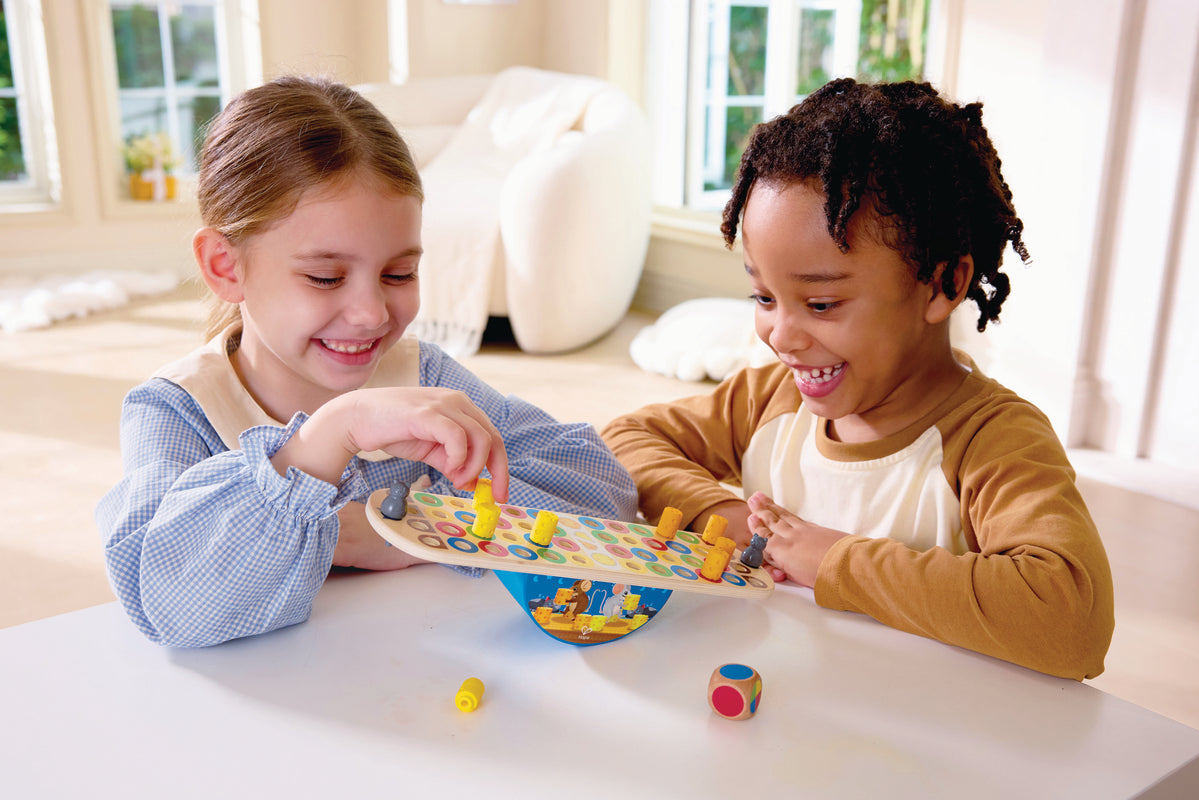 Hape Don’t Wake Up Cat! A fun balancing game