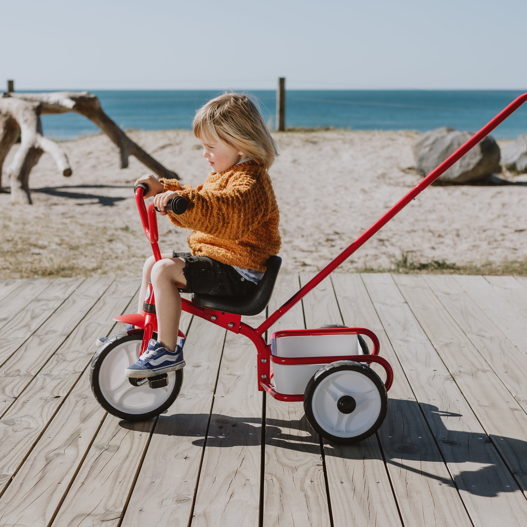 Tri-ang 2.0 Tuff Trike w Push Bar - Red