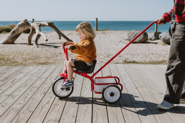 Tri-ang 2.0 Tuff Trike w Push Bar - Red