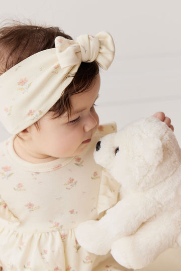 Snuggle Bunnies - Parker The Polar Bear