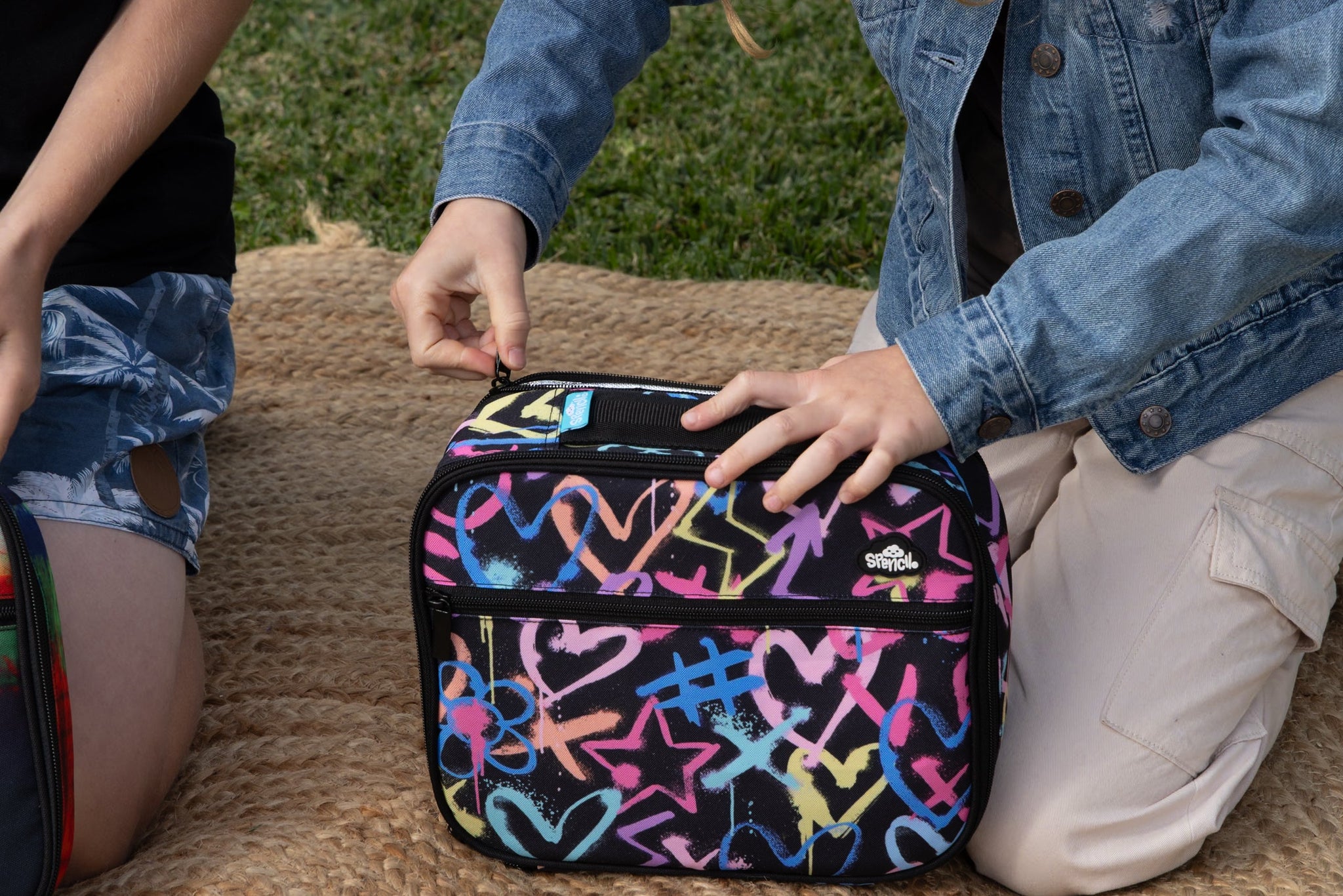 Spencil Big Cooler Lunch Bag - Hearts & Crosses