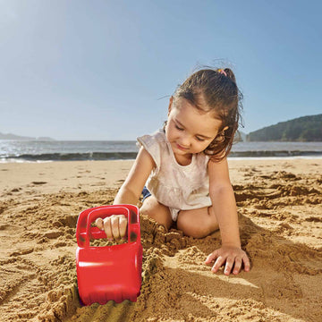 Hape Hand Digger - Red perfect for the sand or backyard play with quality outdoor toys The Toy Wagon