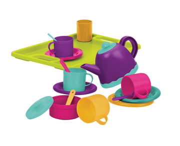 Battat Tea Party for Four is everything you need to keep your kids entertained.