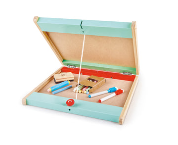 Hape Store and Go Easel
